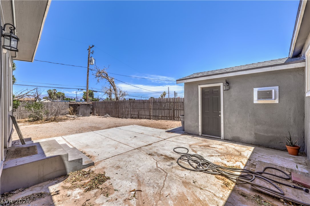 637 Bell Drive Las Vegas NV 89101