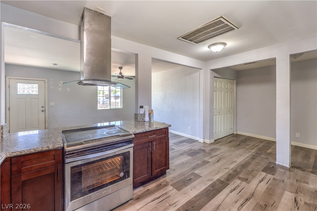 637 Bell Drive Las Vegas NV 89101