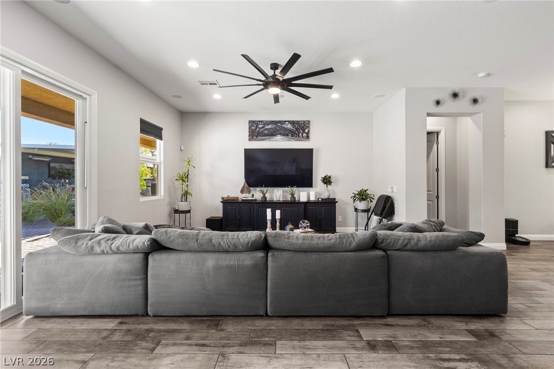 327 Castle Wynd Avenue Las Vegas NV 89183
