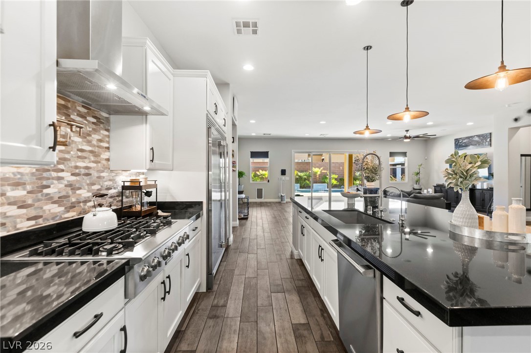 327 Castle Wynd Avenue Las Vegas NV 89183
