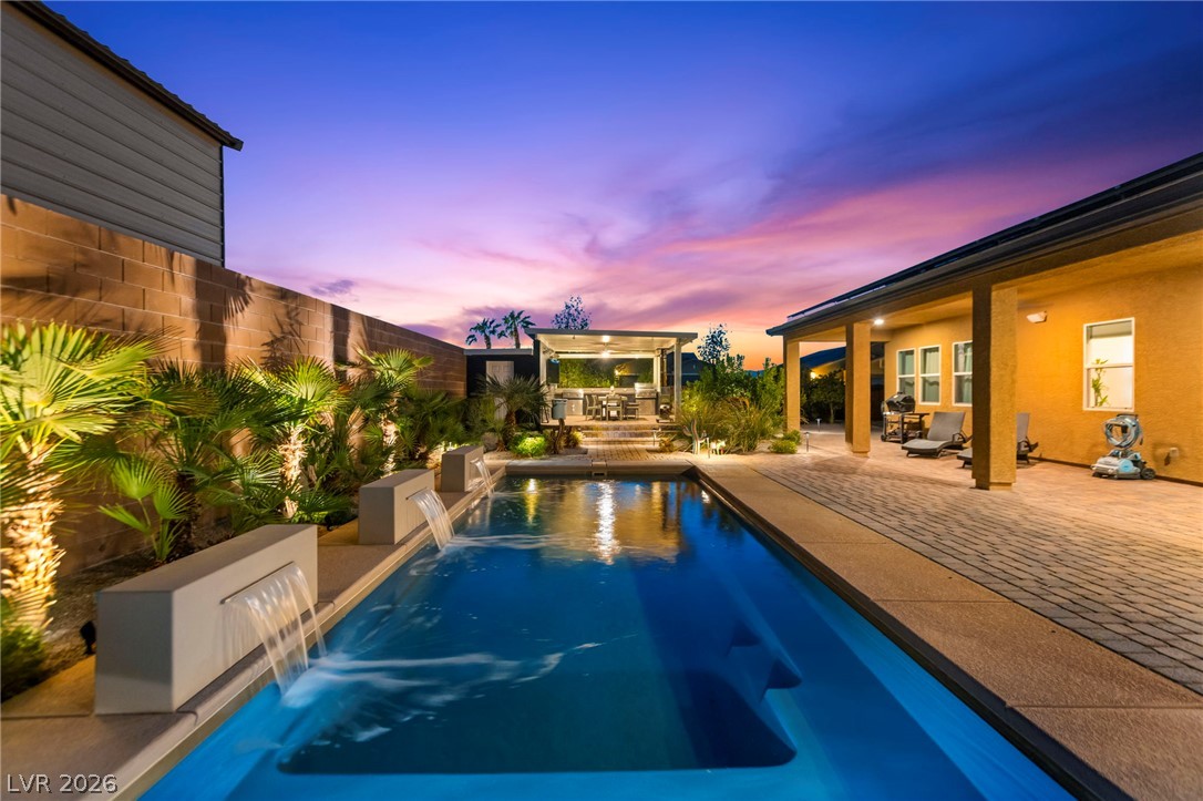 327 Castle Wynd Avenue Las Vegas NV 89183