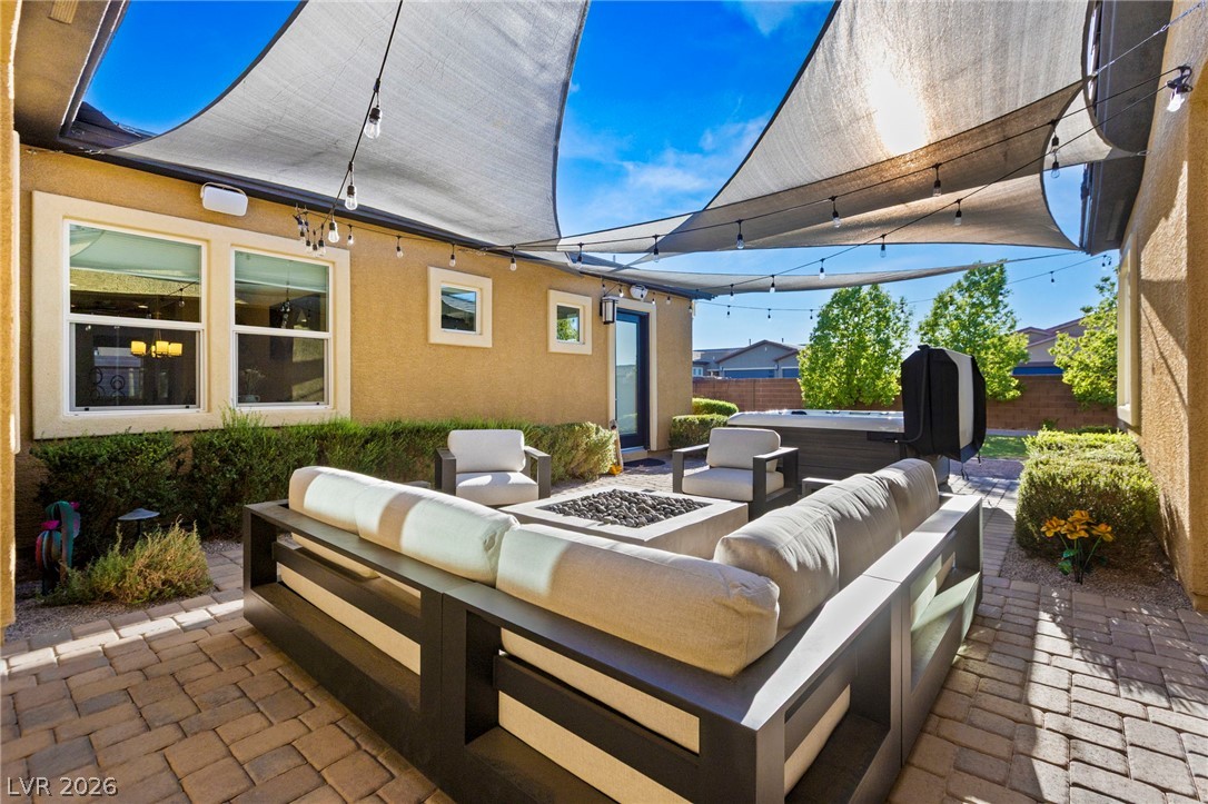 327 Castle Wynd Avenue Las Vegas NV 89183