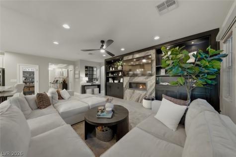 277 Kindly Way Henderson NV 89011