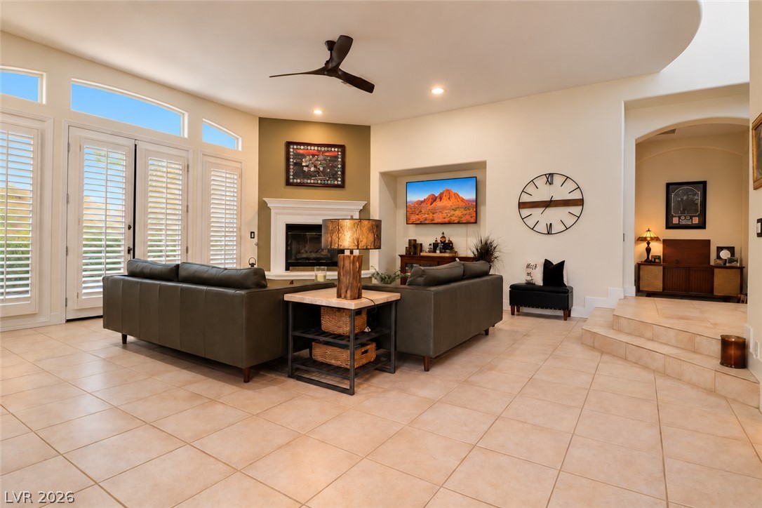 10 Caminito Amore Henderson NV 89011