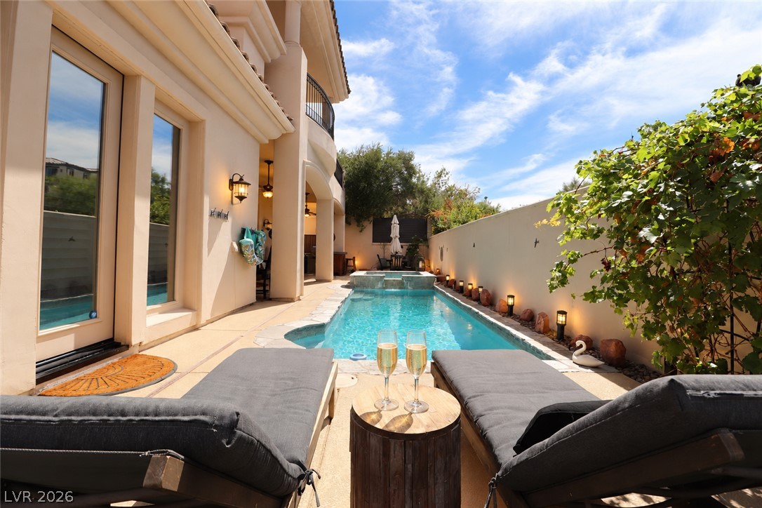 10 Caminito Amore Henderson NV 89011