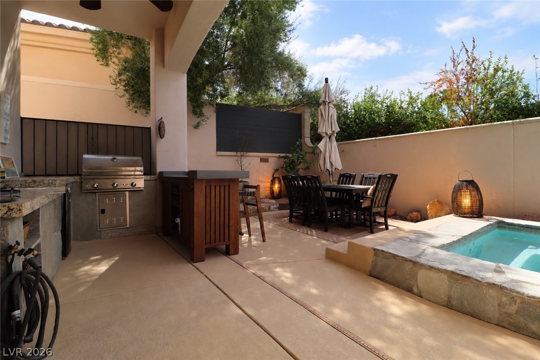 10 Caminito Amore Henderson NV 89011