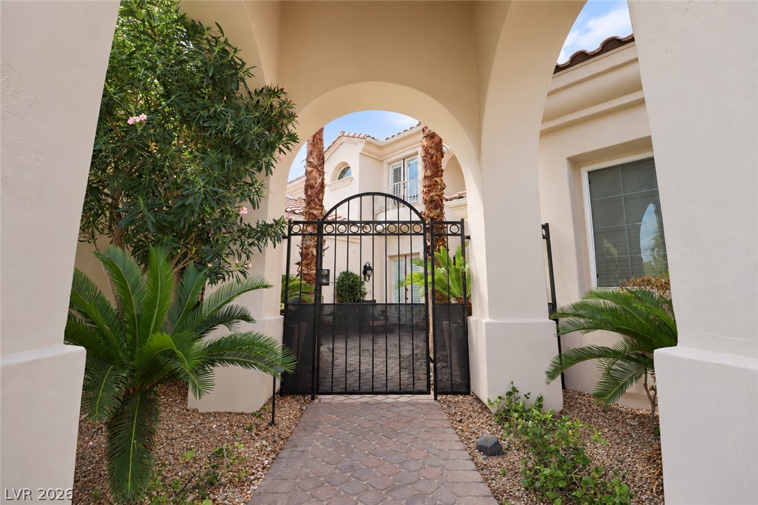 10 Caminito Amore Henderson NV 89011