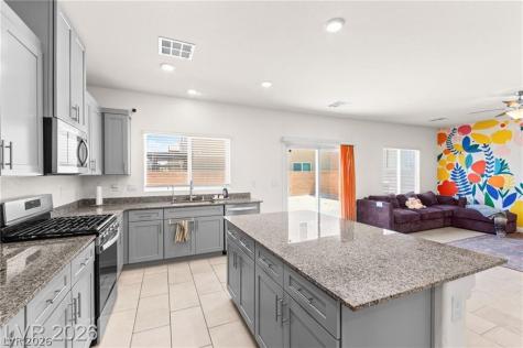 1880 Vass Springs Place North Las Vegas NV 89084