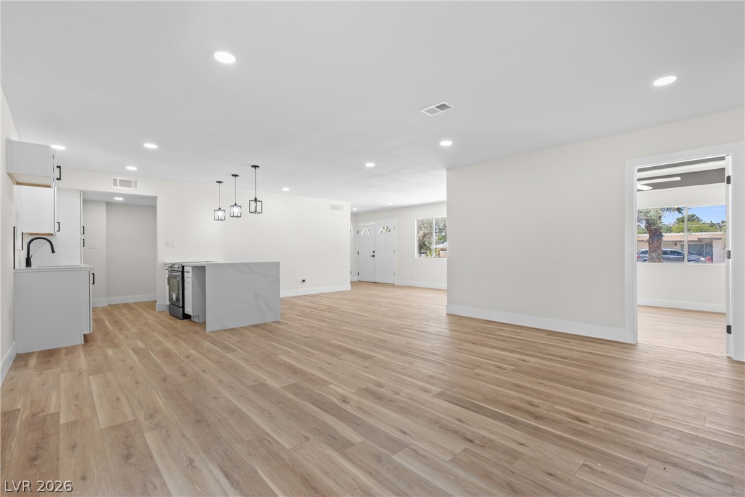 3200 Silver Saddle Street Las Vegas NV 89169