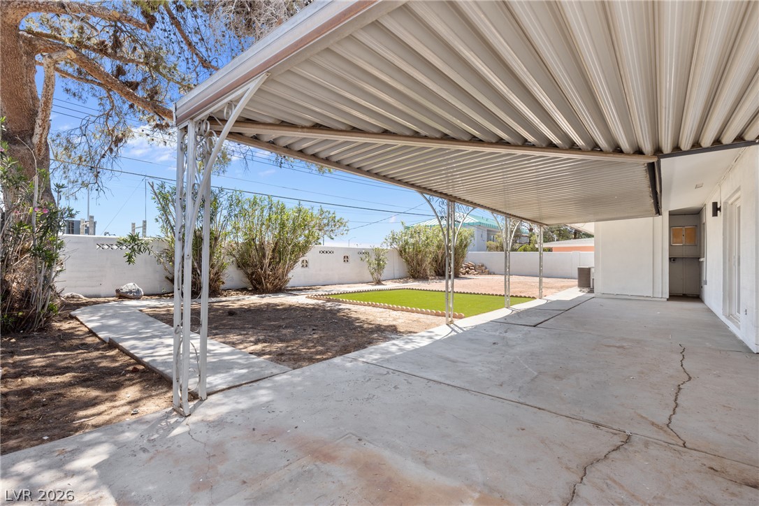 3200 Silver Saddle Street Las Vegas NV 89169