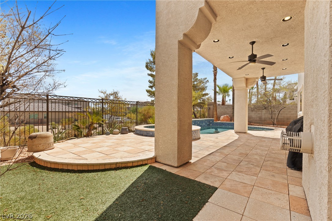 32 Cascade Lake Street Las Vegas NV 89148