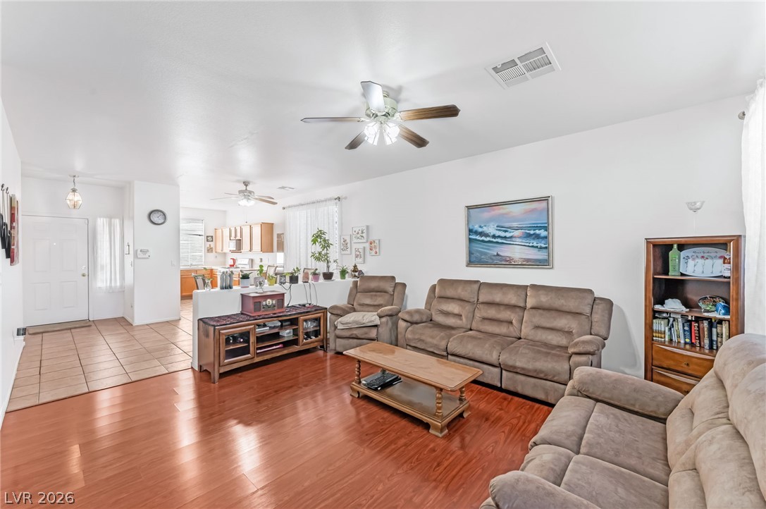 1712 Stonefield Street Las Vegas NV 89144
