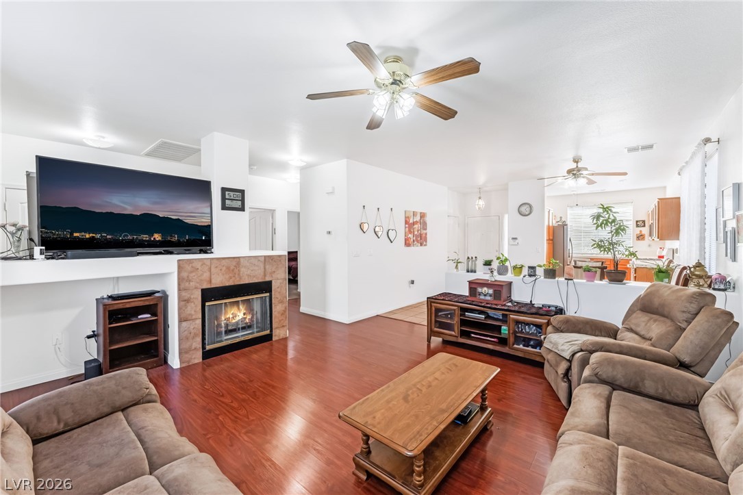 1712 Stonefield Street Las Vegas NV 89144