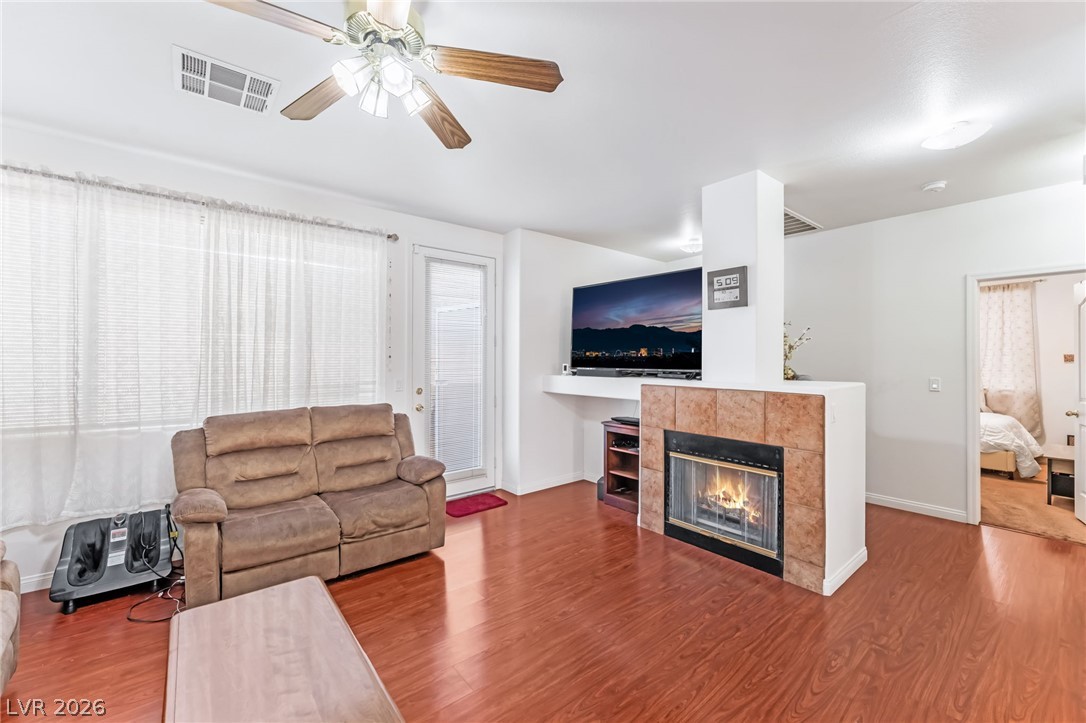 1712 Stonefield Street Las Vegas NV 89144