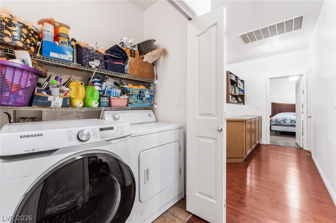 1712 Stonefield Street Las Vegas NV 89144