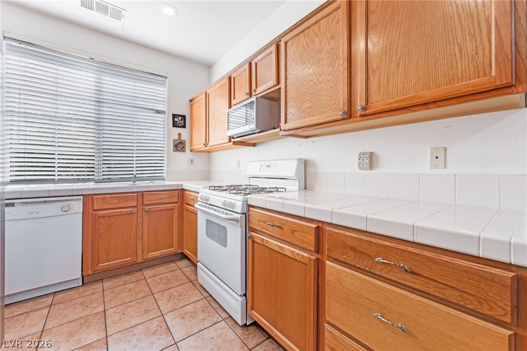 1712 Stonefield Street Las Vegas NV 89144