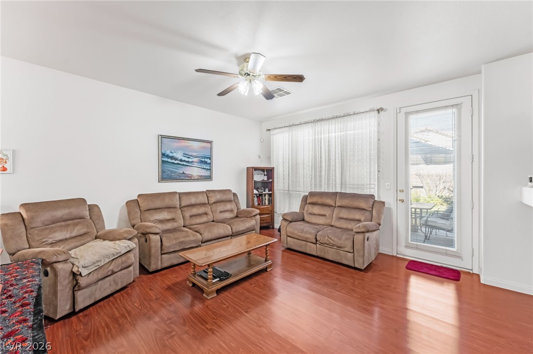 1712 Stonefield Street Las Vegas NV 89144