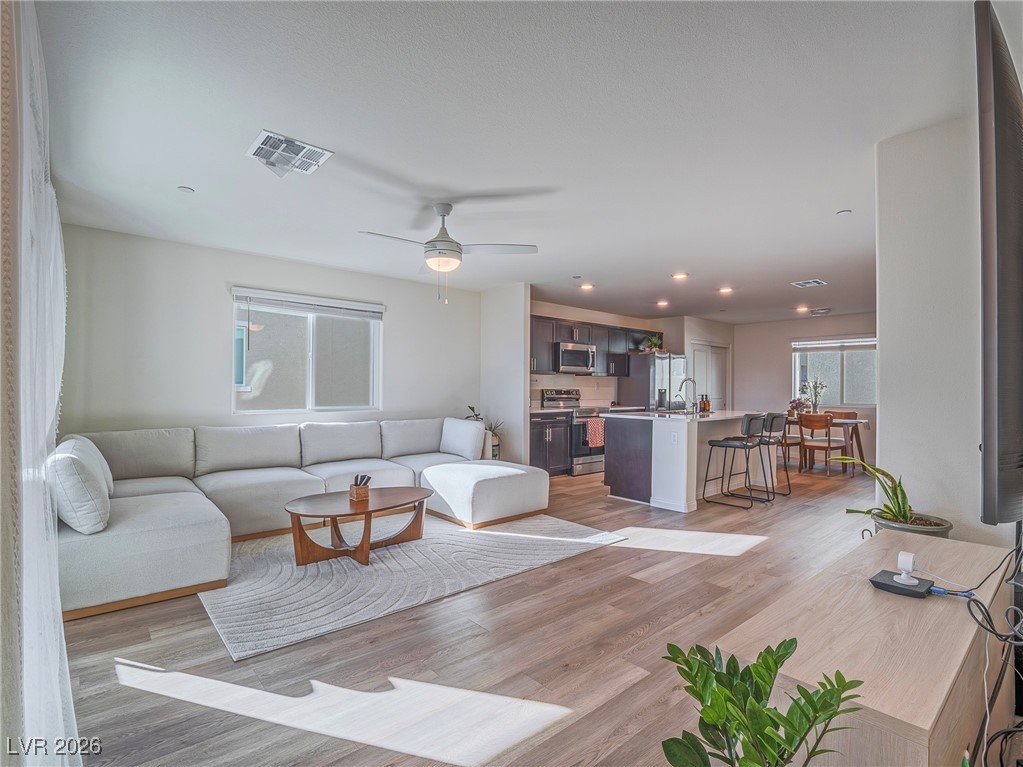 6843 Truffle Gray Street Las Vegas NV 89148