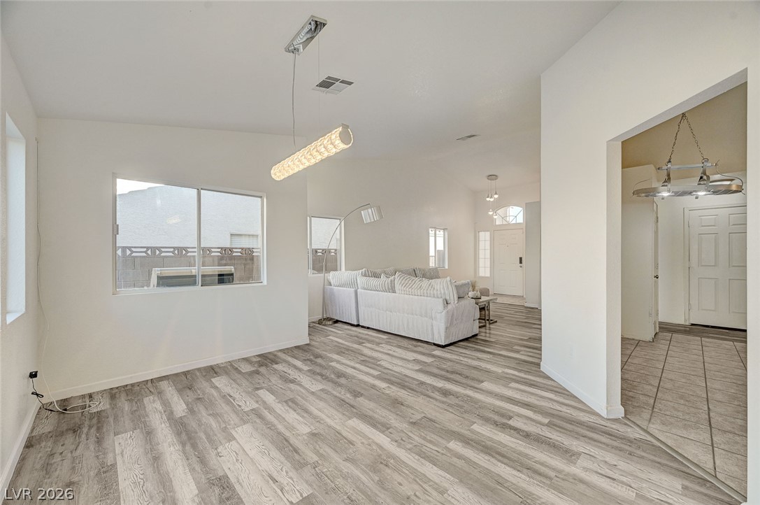 904 Serpentina Avenue Las Vegas NV 89123