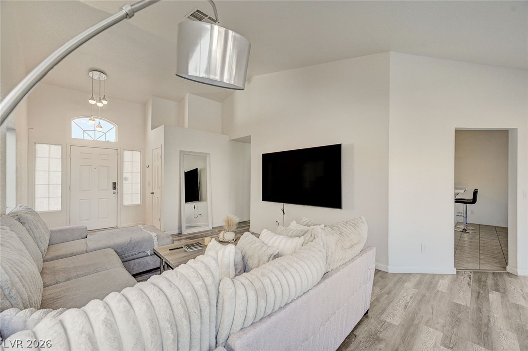 904 Serpentina Avenue Las Vegas NV 89123