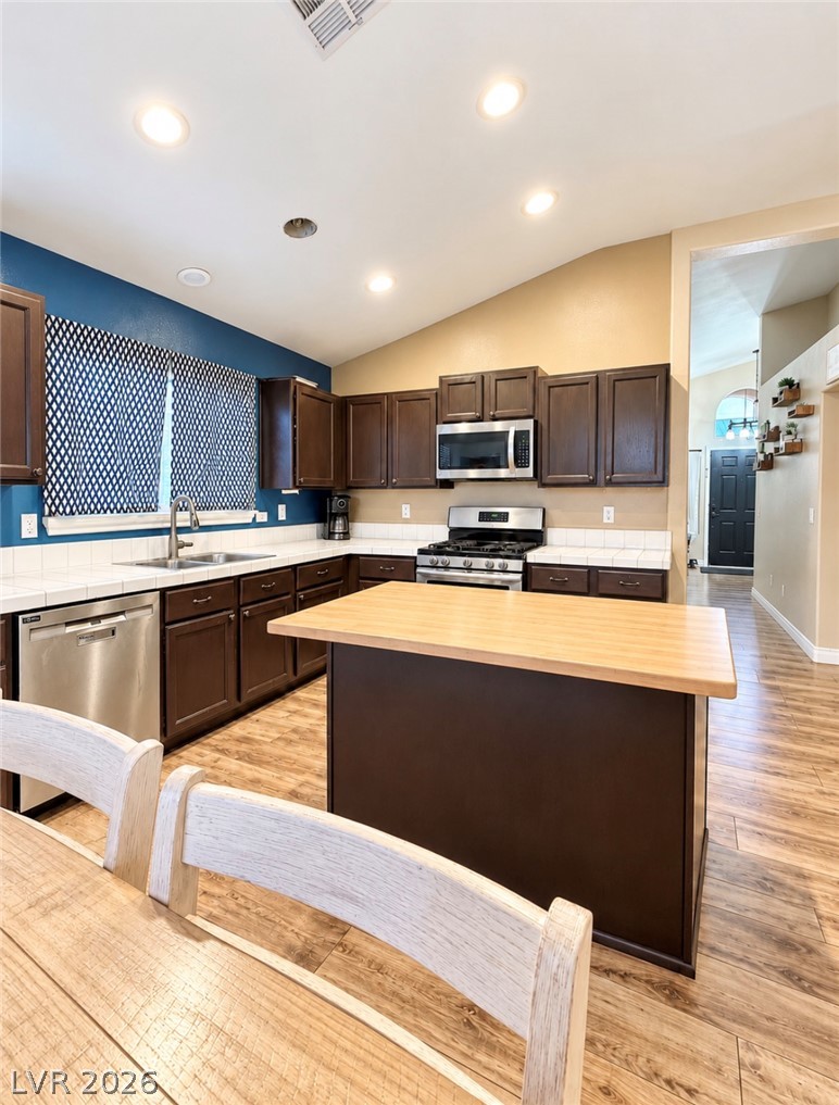 6904 Haven Hollow Avenue Las Vegas NV 89130