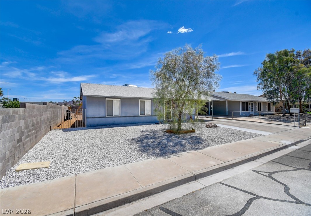 936 Greenville Street Henderson NV 89015