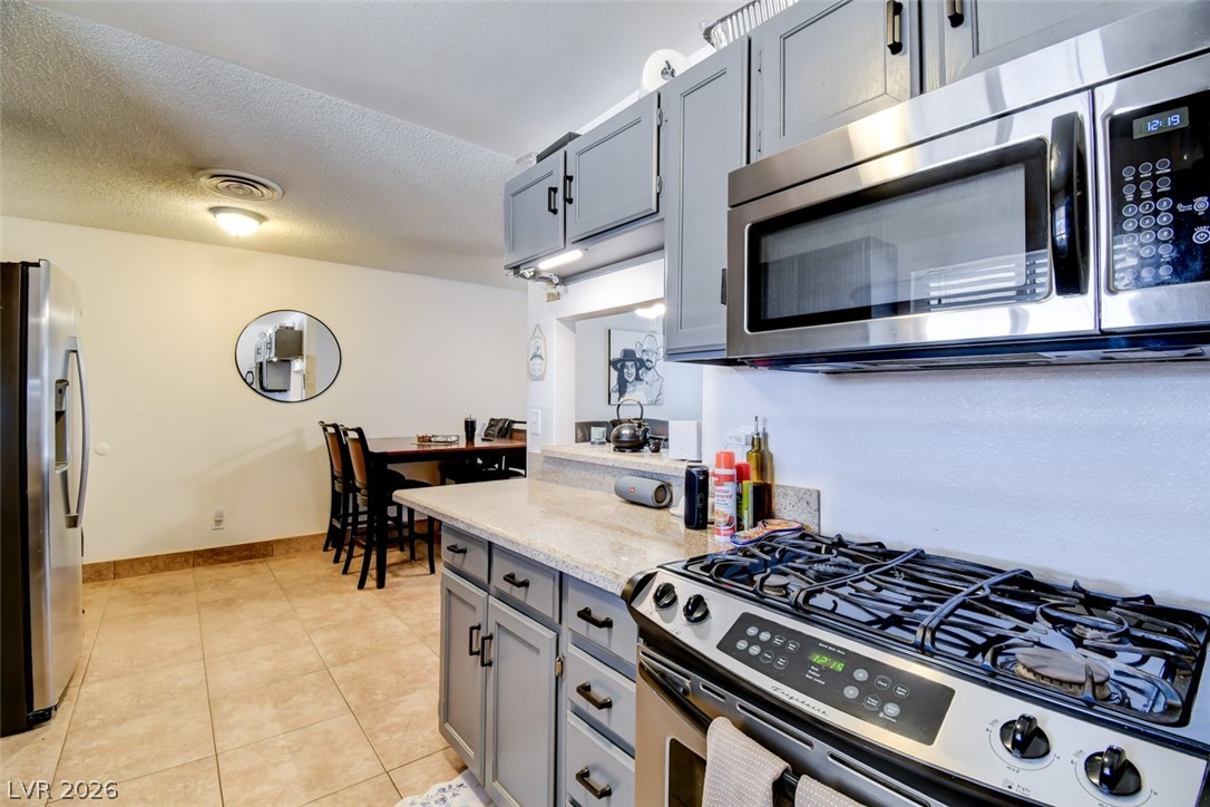 936 Greenville Street Henderson NV 89015