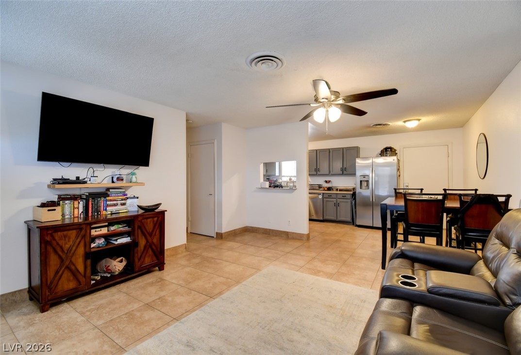 936 Greenville Street Henderson NV 89015