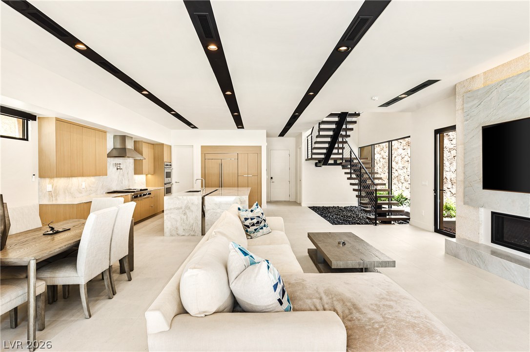 2847 Queens Courtyard Drive Las Vegas NV 89109
