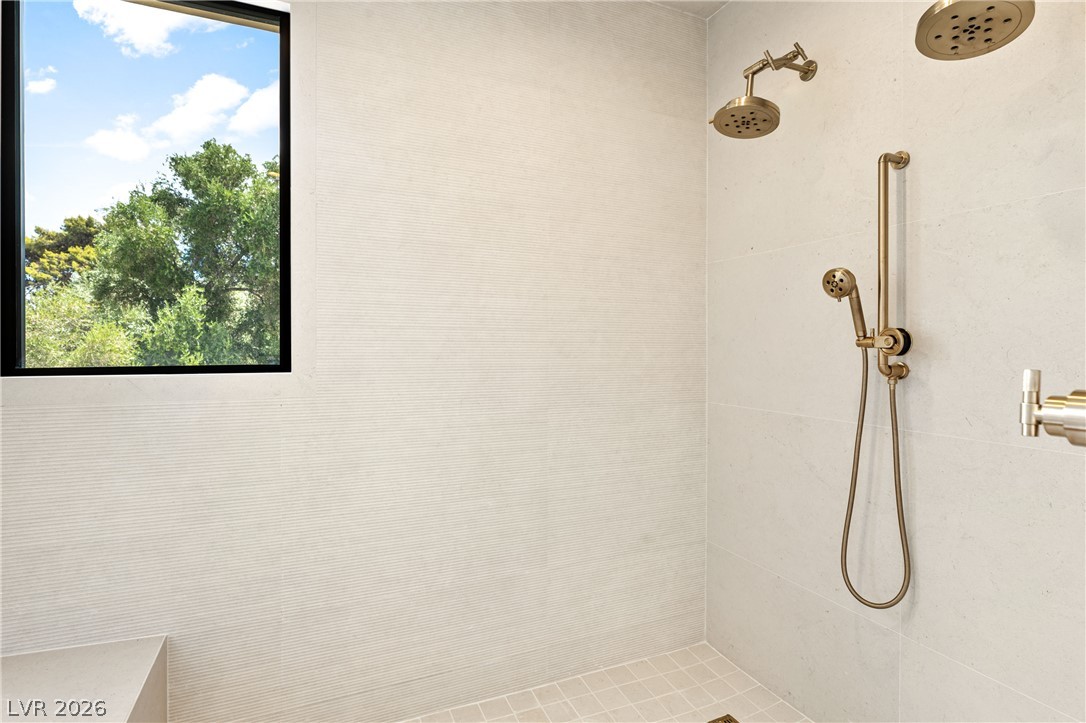 2847 Queens Courtyard Drive Las Vegas NV 89109