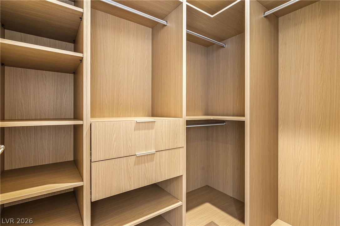 2847 Queens Courtyard Drive Las Vegas NV 89109