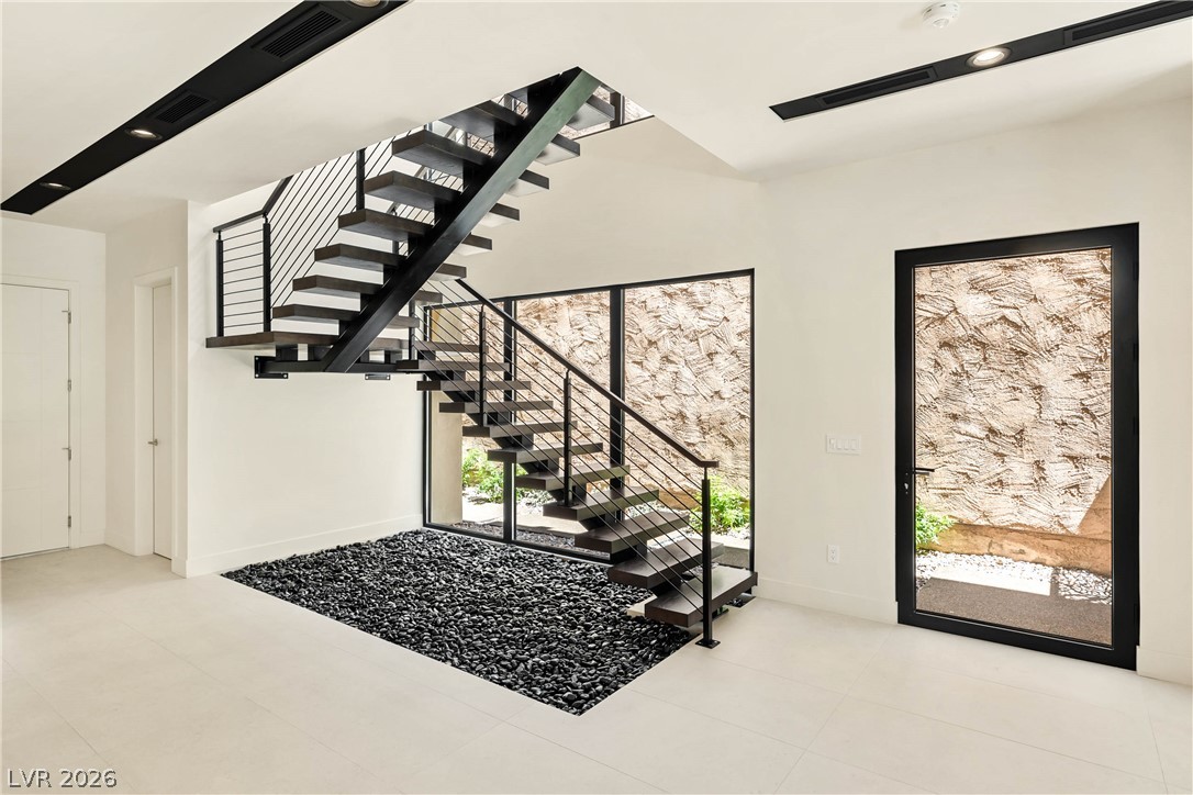 2847 Queens Courtyard Drive Las Vegas NV 89109