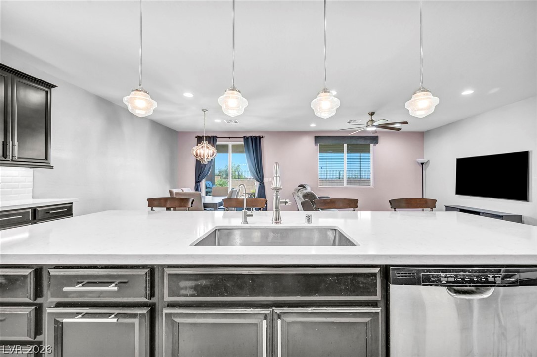 6156 South Ava Ridge Avenue Las Vegas NV 89141
