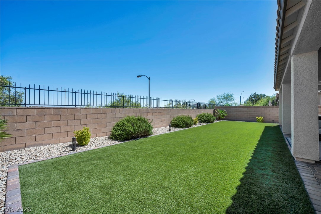 6156 South Ava Ridge Avenue Las Vegas NV 89141