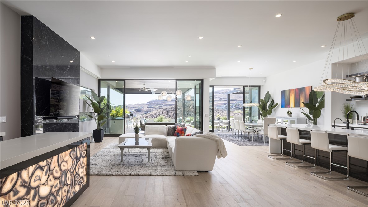 678 Blackrock Rim Drive Henderson NV 89012