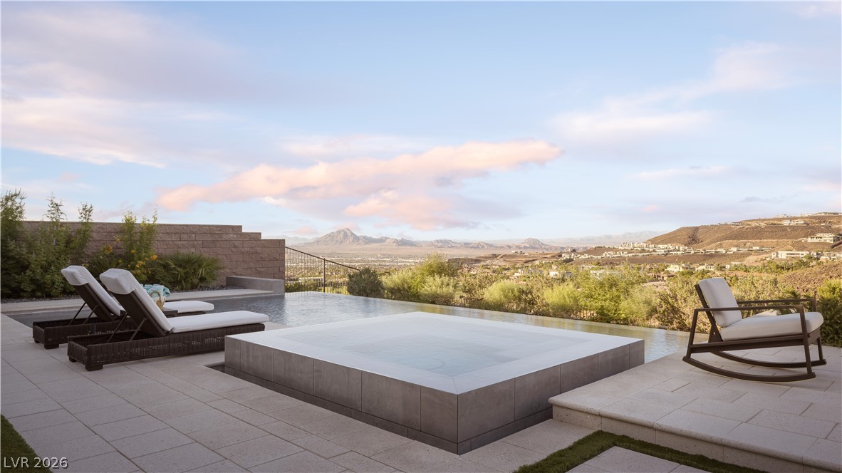 678 Blackrock Rim Drive Henderson NV 89012