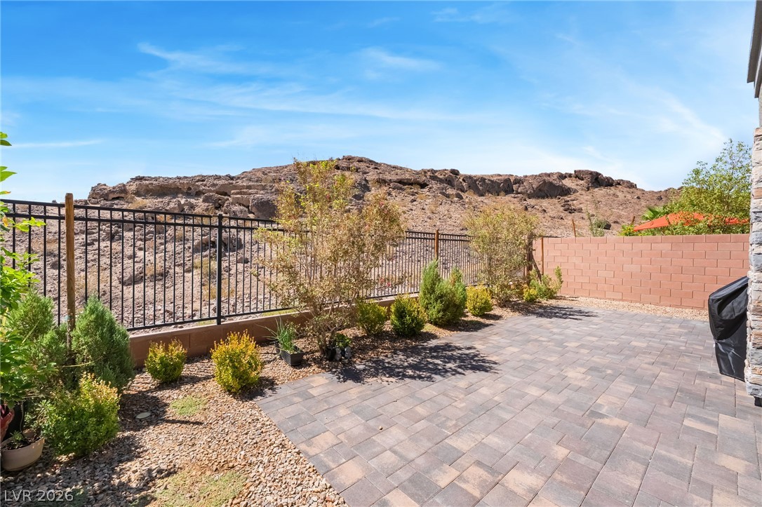 37 Strada Moscato Henderson NV 89011