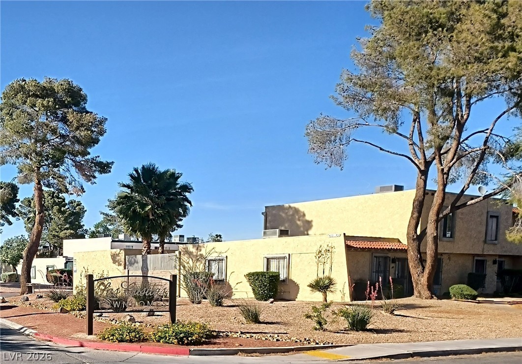 442 Las Casitas Way Las Vegas NV 89121