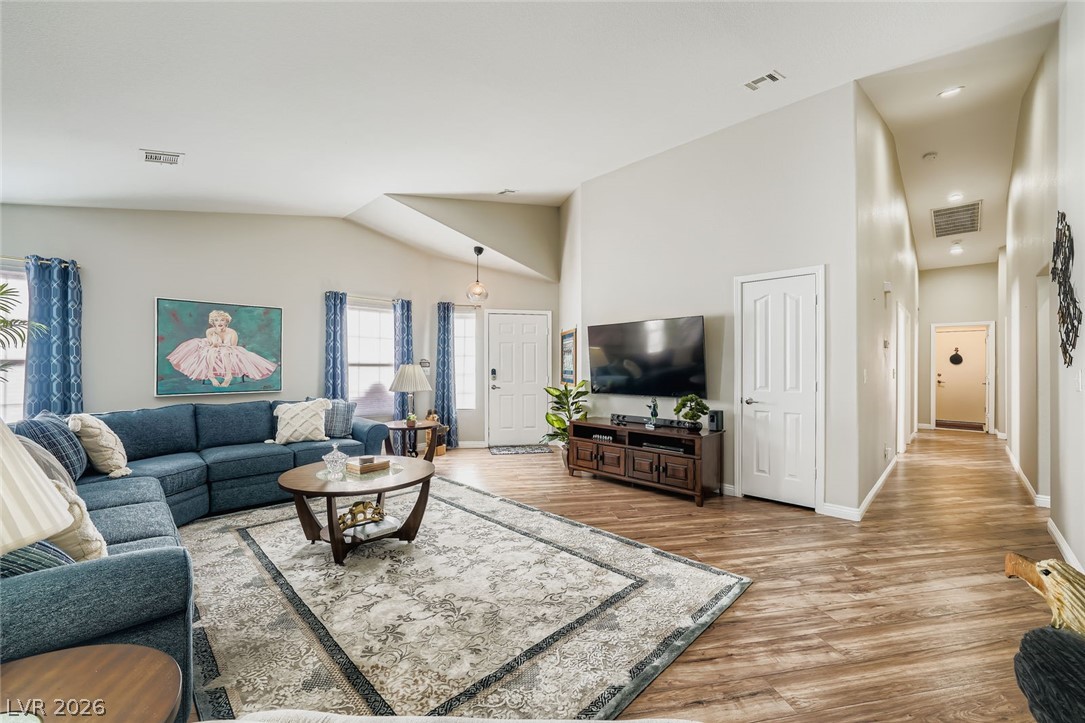 10059 Oak Creek Canyon Avenue Las Vegas NV 89147