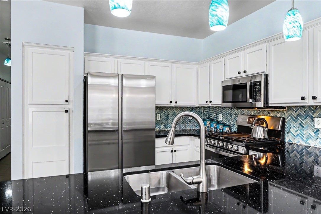 675 Solitude Point Avenue Henderson NV 89012