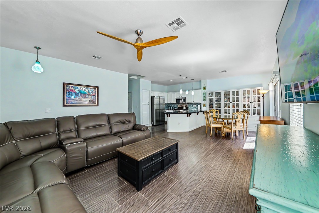 675 Solitude Point Avenue Henderson NV 89012