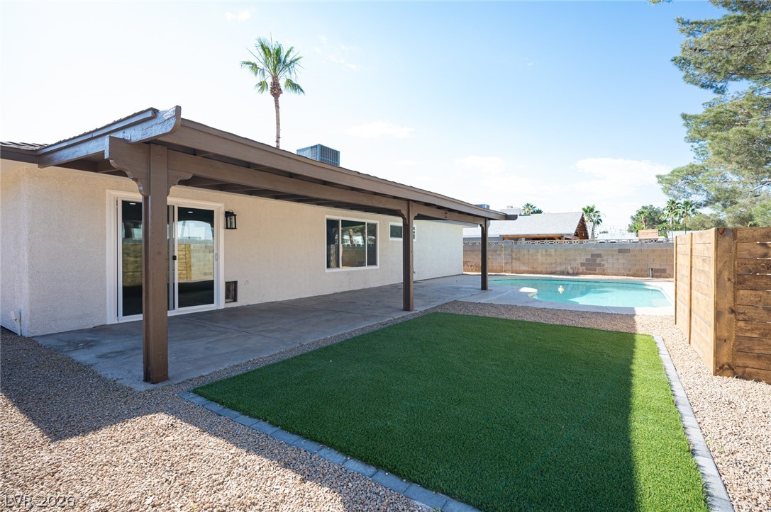 5630 Neosho Street Las Vegas NV 89120