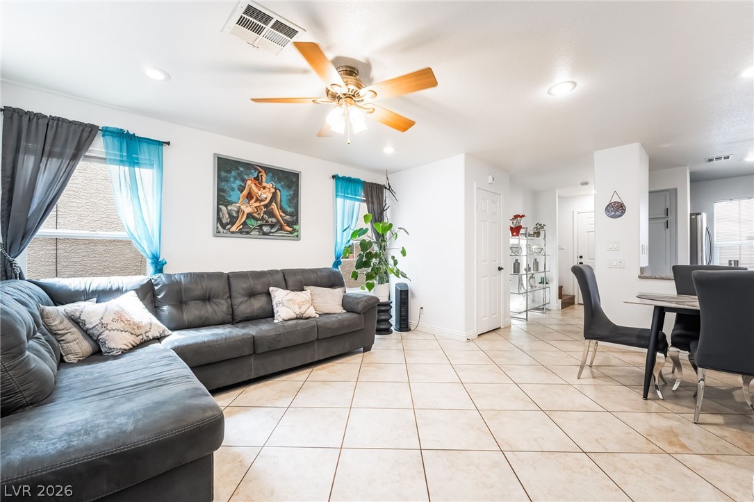 10374 Baby Bud Street Las Vegas NV 89183