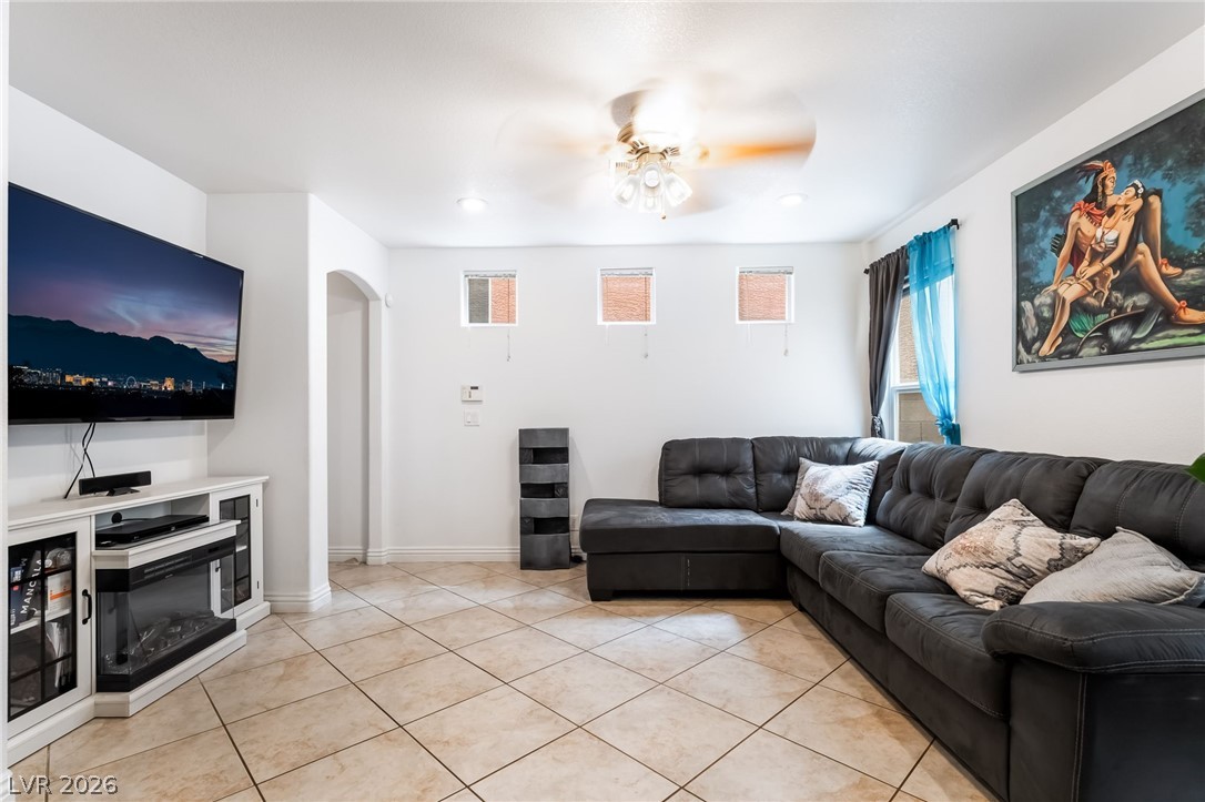 10374 Baby Bud Street Las Vegas NV 89183