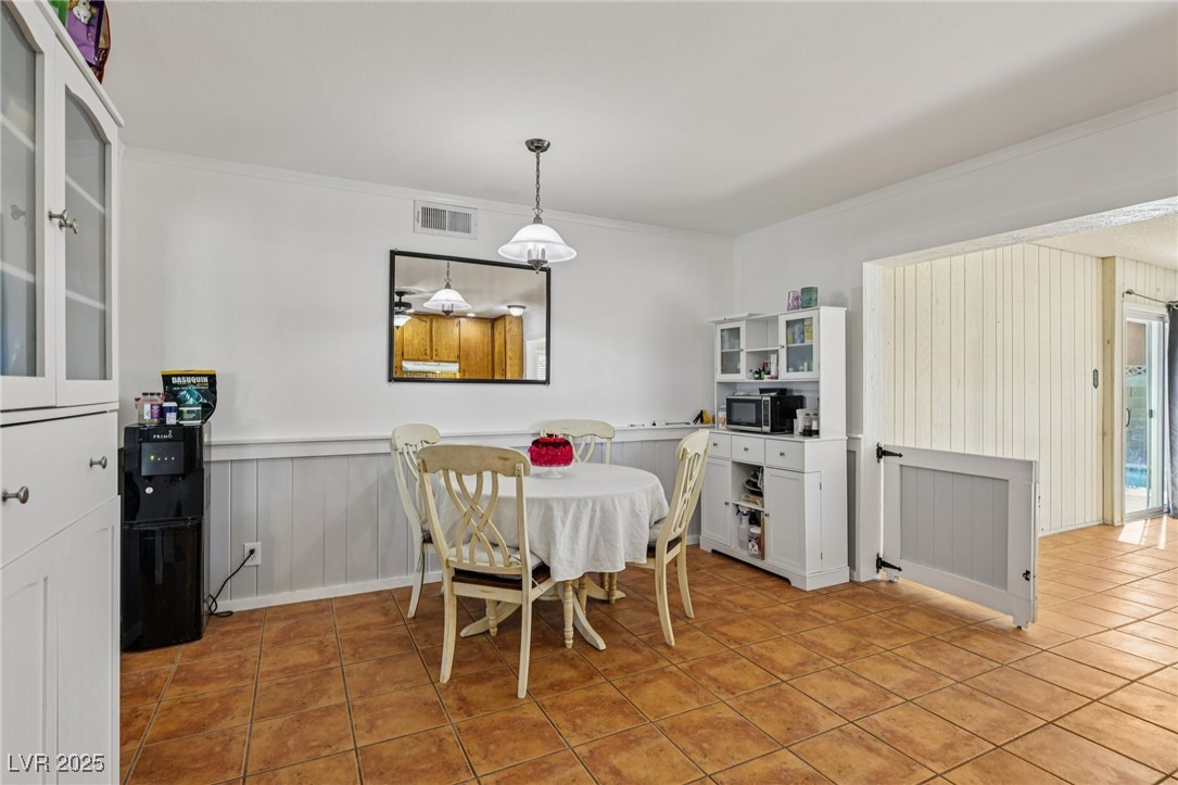7247 Pleasant View Avenue Las Vegas NV 89147