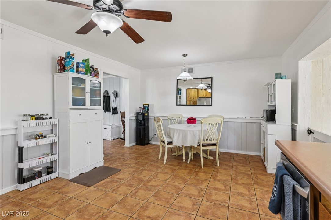 7247 Pleasant View Avenue Las Vegas NV 89147