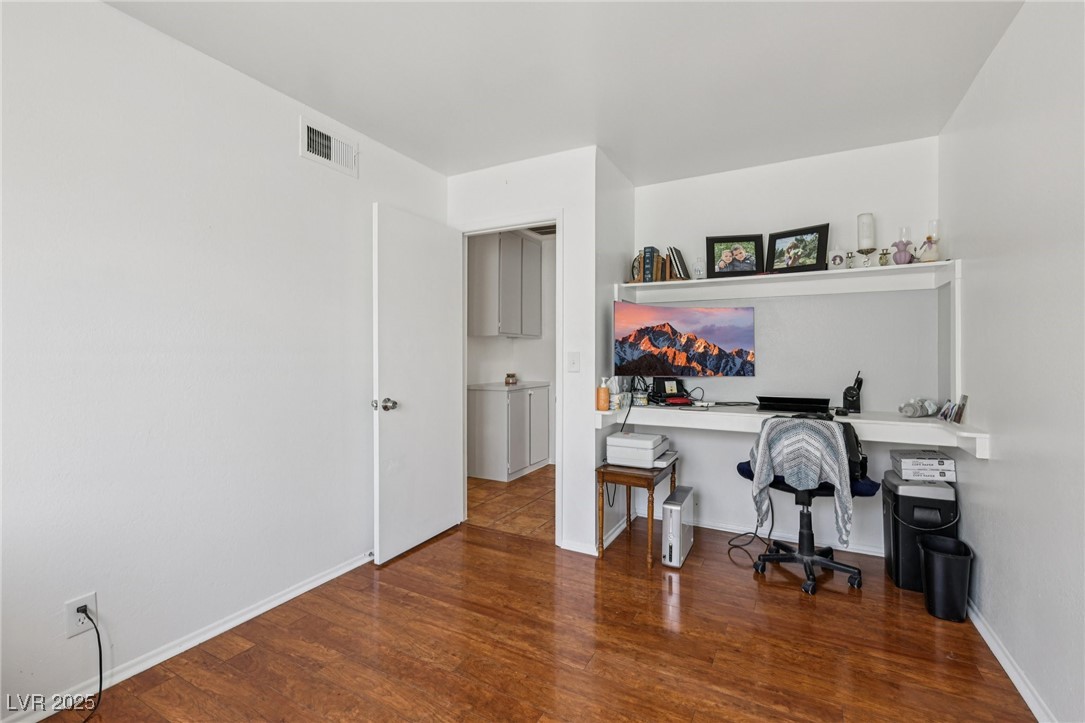 7247 Pleasant View Avenue Las Vegas NV 89147