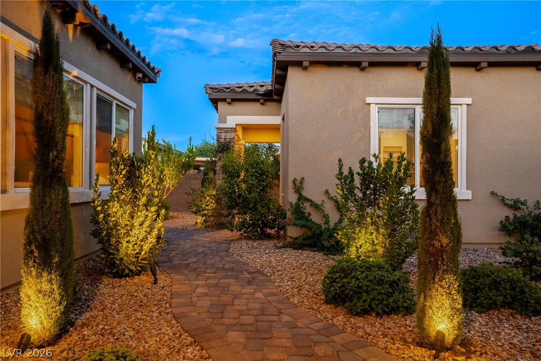 8535 Longmire Avenue Las Vegas NV 89143