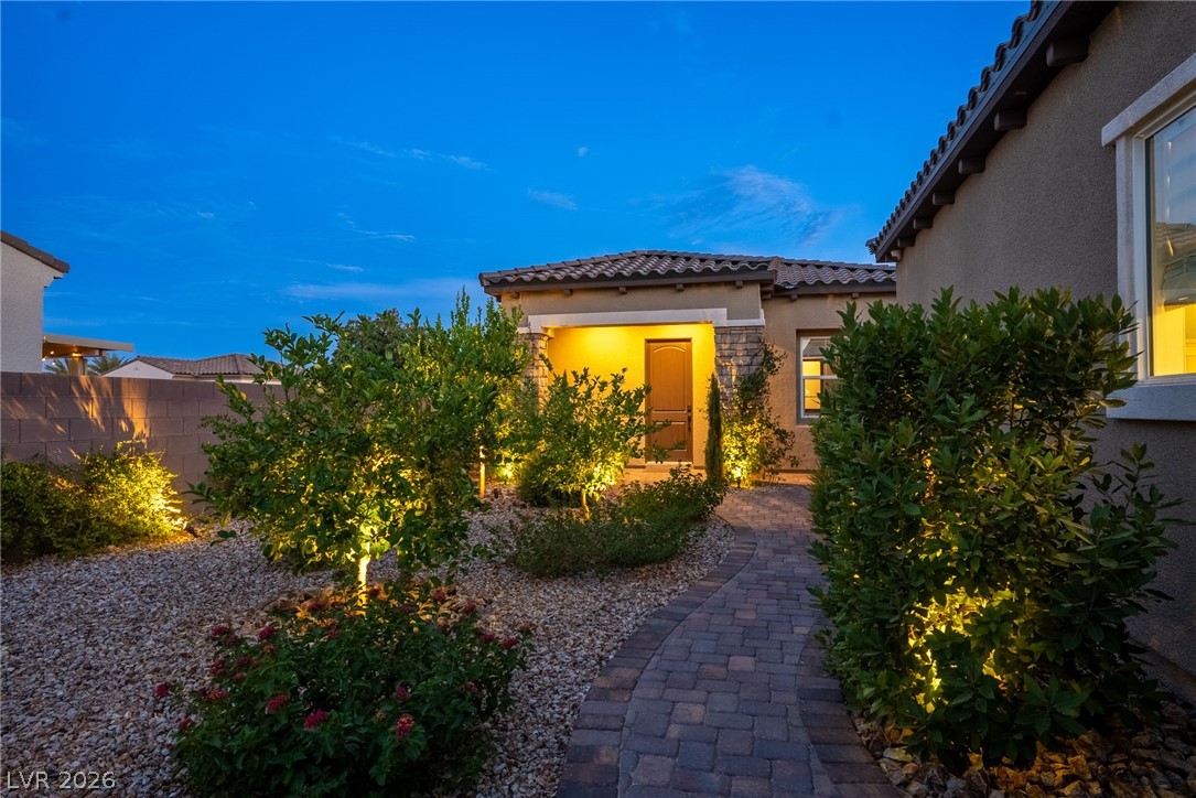 8535 Longmire Avenue Las Vegas NV 89143