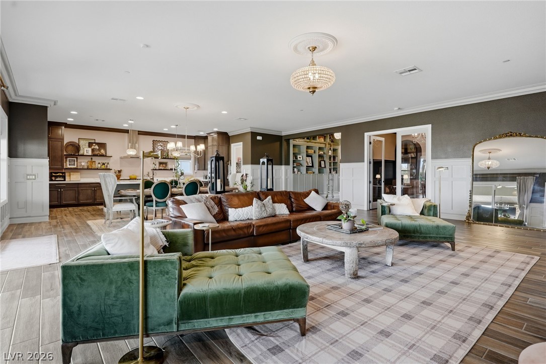 8535 Longmire Avenue Las Vegas NV 89143